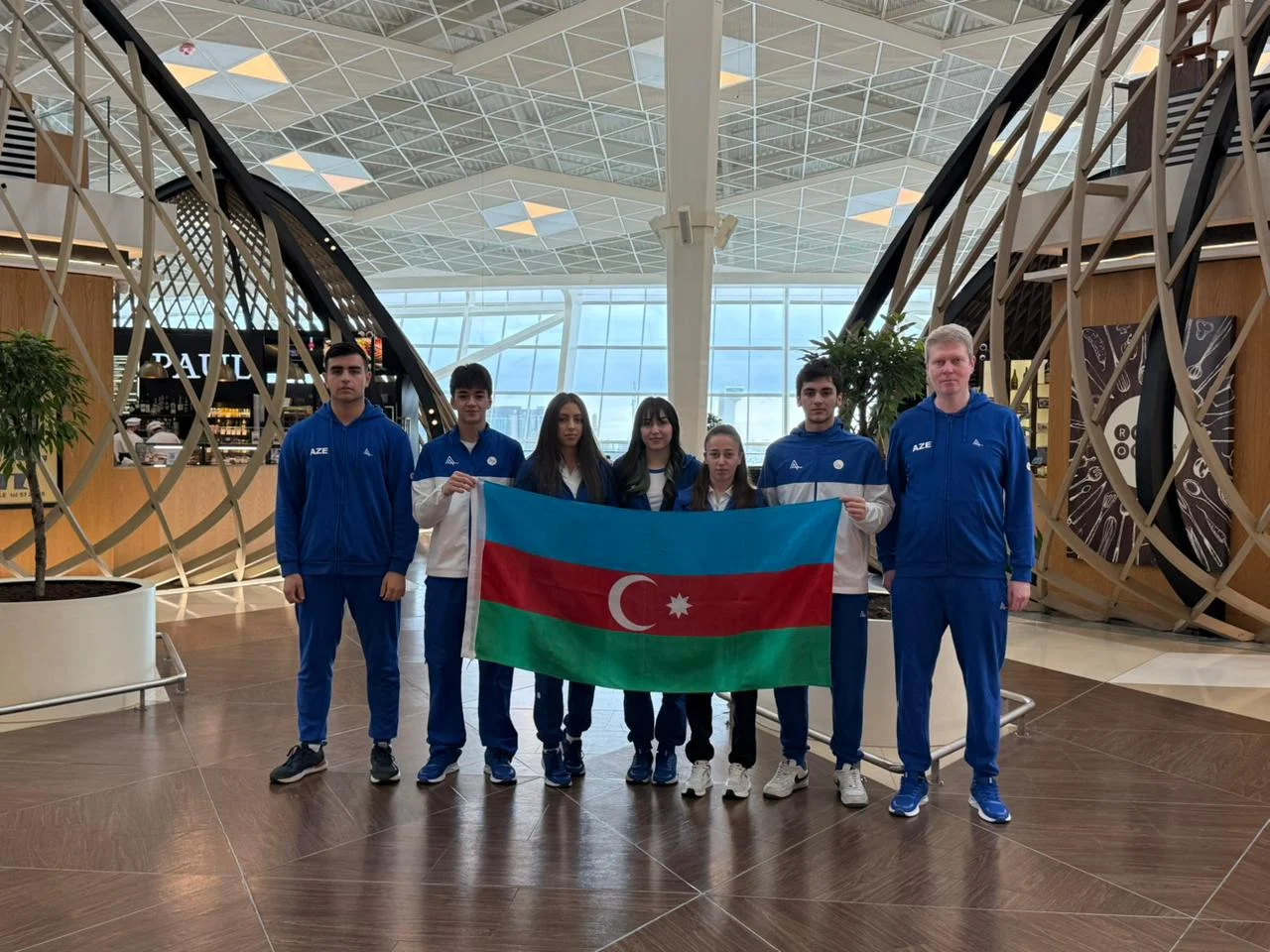 Stolüstü tennisçilər Çinə yollanıblar