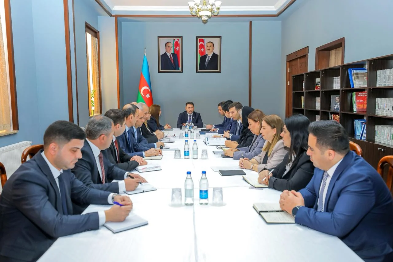 Ali Məclisin Humanitar siyasət  komitəsinin iclası keçirilib