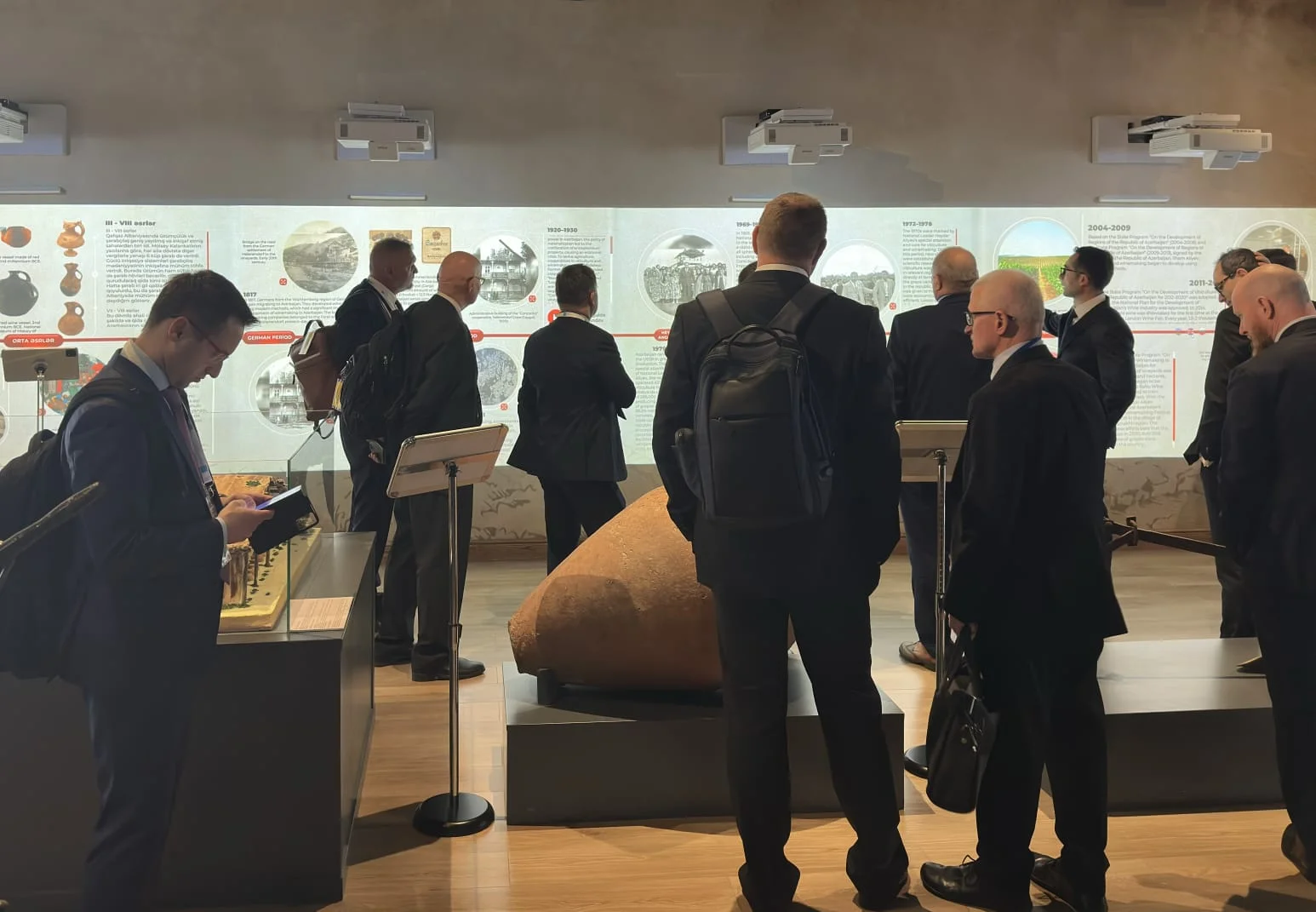 Çexiya sahibkarları Qəbələdə şərab zavodunda olublar