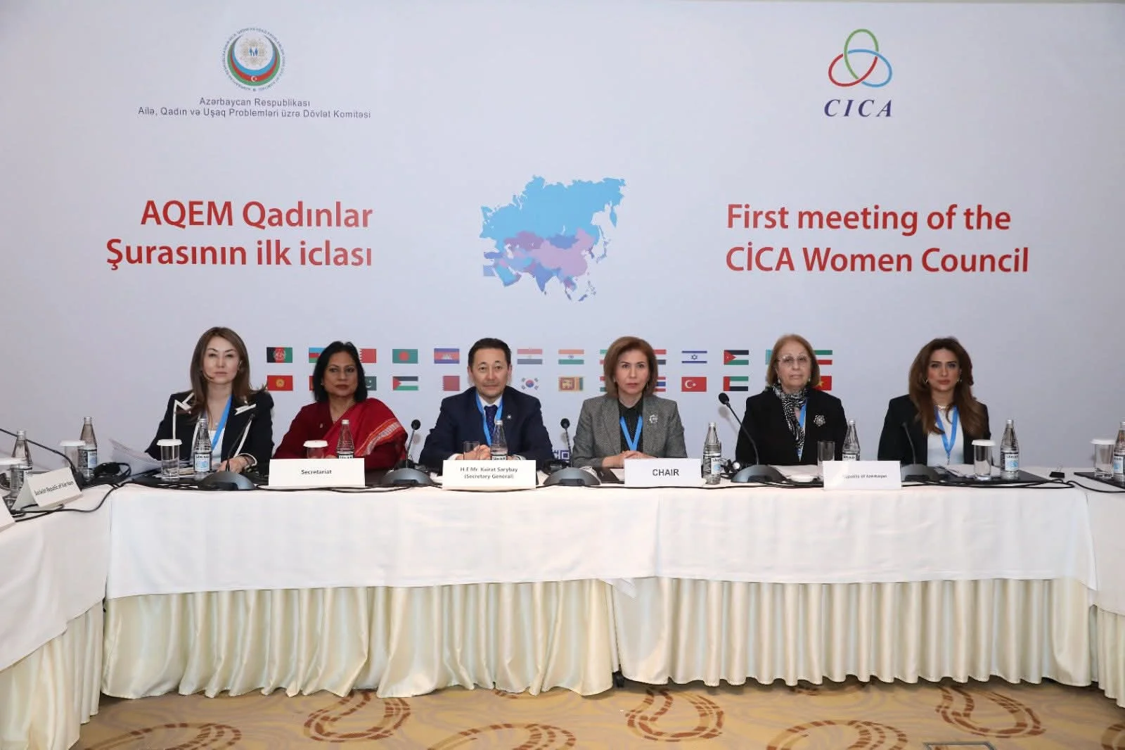 AQEM Qadınlar Şurasının ilk iclası keçirildi