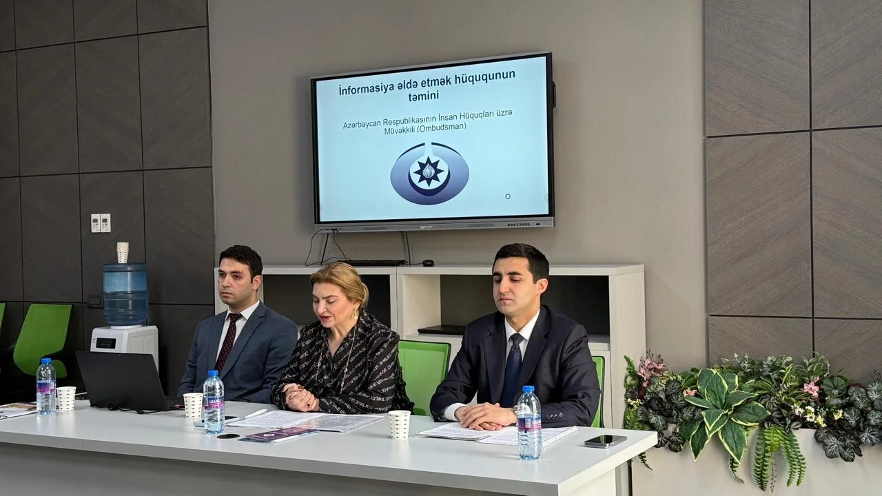 ƏƏSMN tabeliyində Dövlət Sosial Müdafiə Fondunun vəzifəli şəxsləri üçün “İnformasiya əldə etmək hüququnun müdafiəsi” mövzusunda növbəti təlim keçirilib