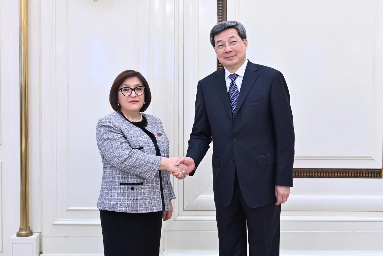 Milli Məclisin sədri Sahibə Qafarova Çin Xalq Respublikası Dövlət İnternet-informasiya Ofisinin naziri ilə görüşüb