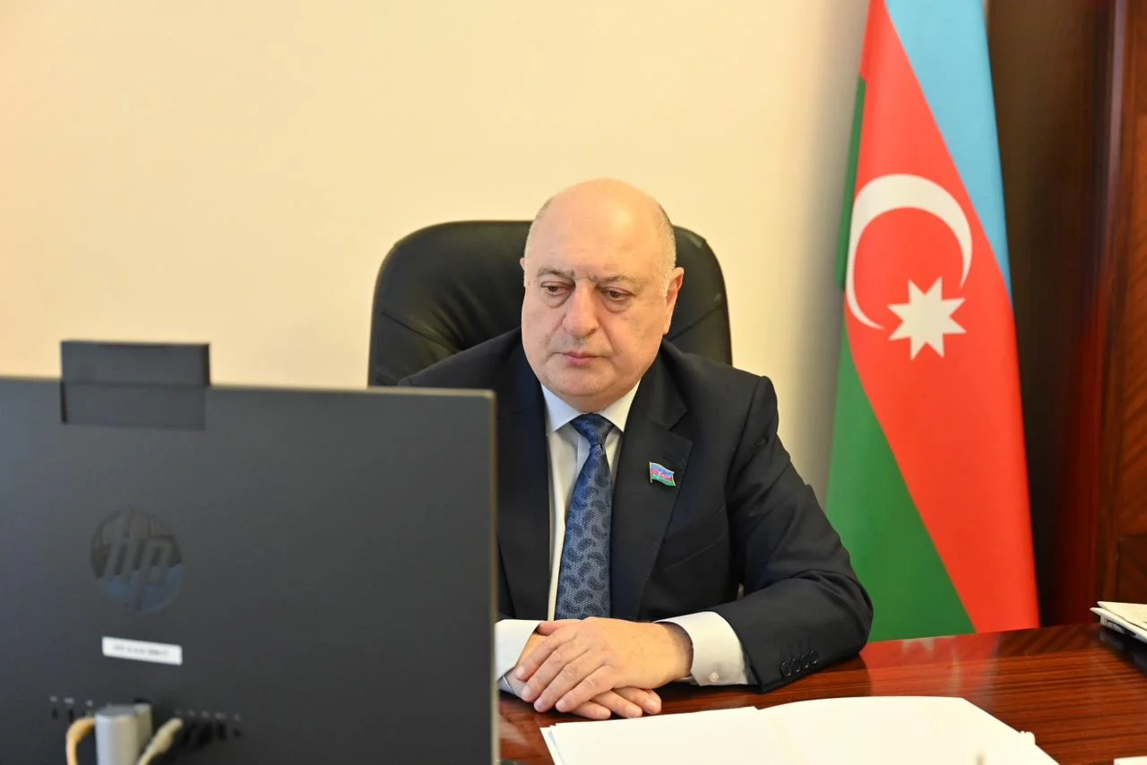 Əmək və sosial siyasət komitəsinin iclasında