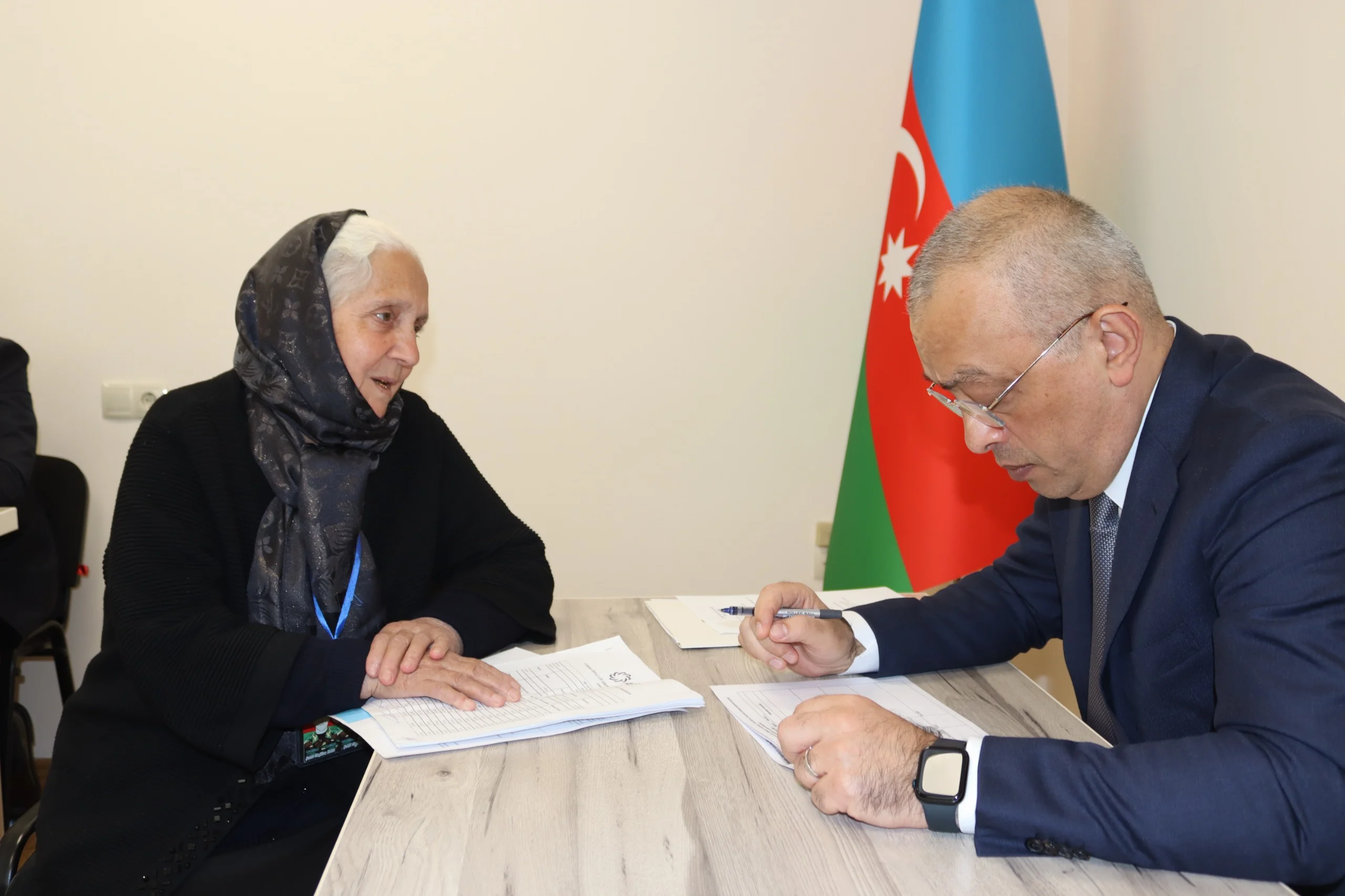 Azərbaycan Dövlət Su Ehtiyatları Agentliyinin sədri Xankəndi şəhərində vətəndaşlarla görüşüb