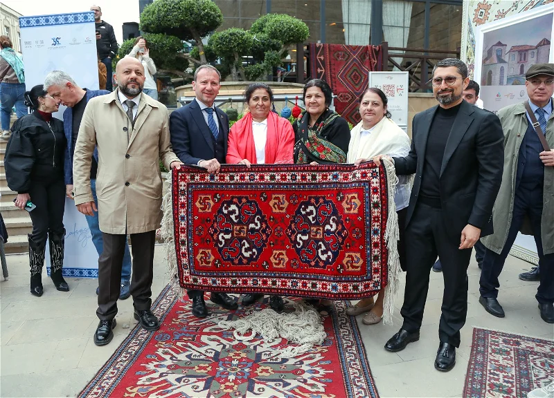 Qarabağ Dirçəliş Fondu III Beynəlxalq Xalça Festivalında rəsmi tərəfdaş qismində iştirak edib -FOTO