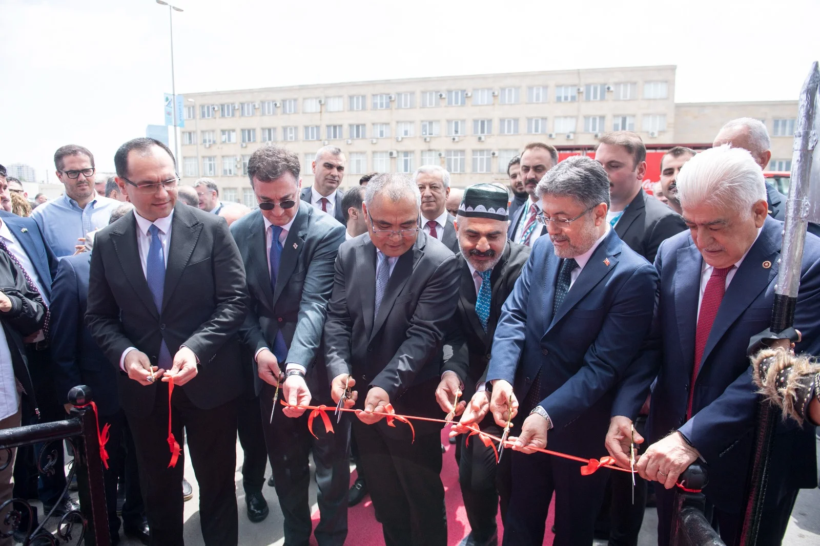 “Caspian Agro Week sərgisi” çərçivəsində innovativ təsərrüfatlara sahə səfərləri təşkil olunub