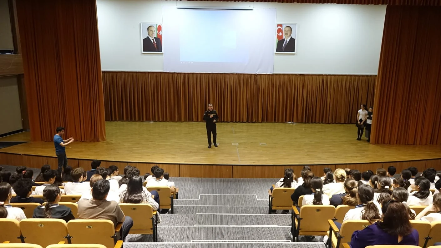 FHN Bakı Avropa Liseyində təlim keçirib (VİDEO, FOTO)