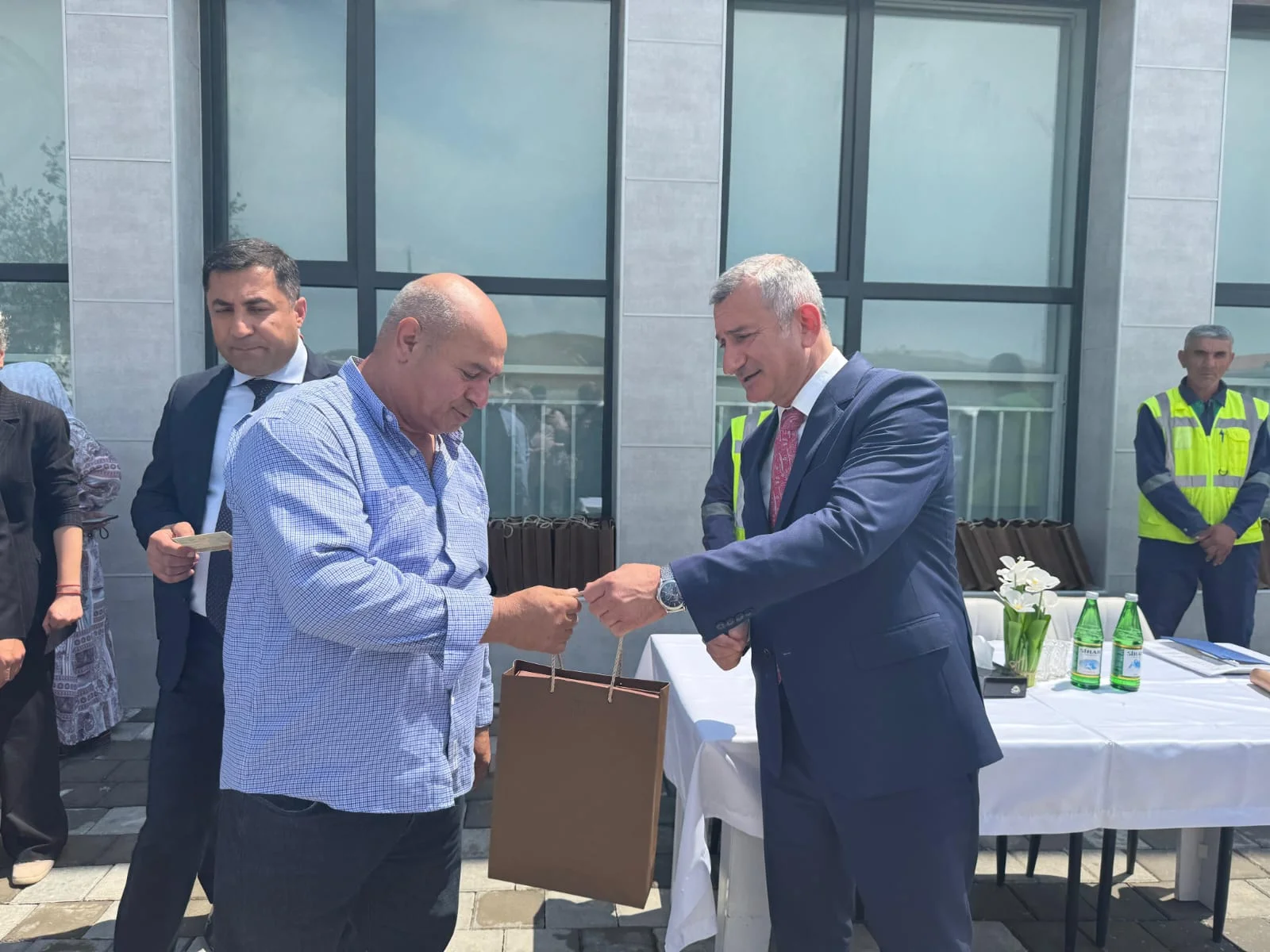 Köç karvanı Cəbrayıl rayonunun Şükürbəyli kəndinə çatıb
