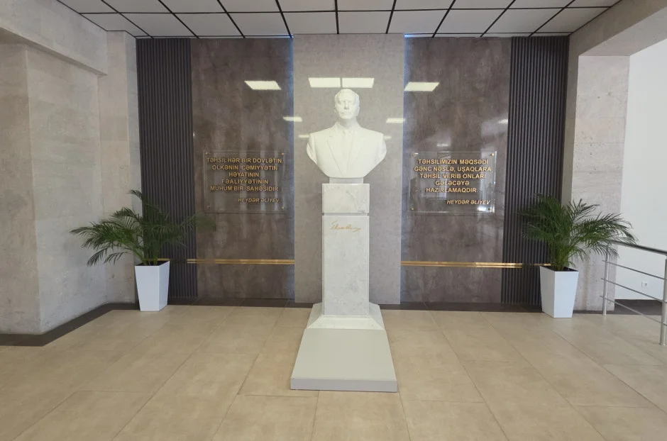 FHN Qarabağ Universitetində ekoloji risklərin idarə edilməsinə həsr olunmuş konfrans keçirib