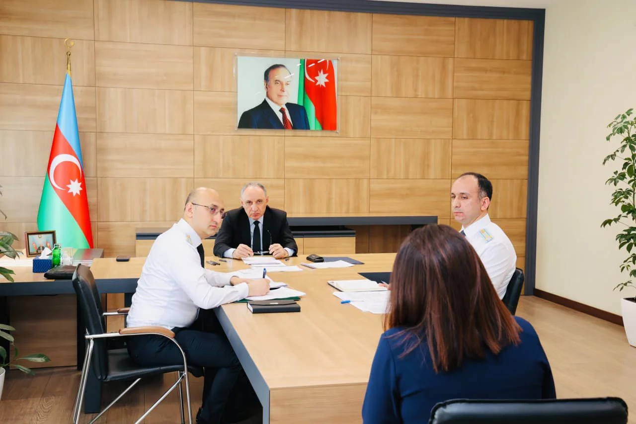 Baş prokuror paytaxtın Qaradağ rayonunda vətəndaşları qəbul edib