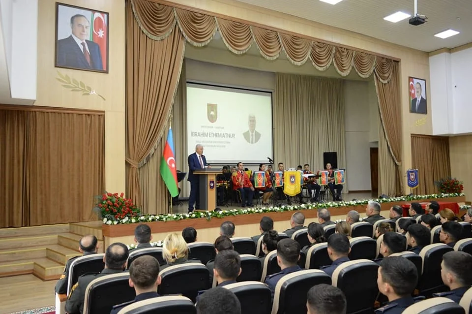 Azərbaycan Ordusunda Qurban bayramı və 28 May - Müstəqillik Günü münasibətilə silsilə tədbirlər keçirilib - VİDEO