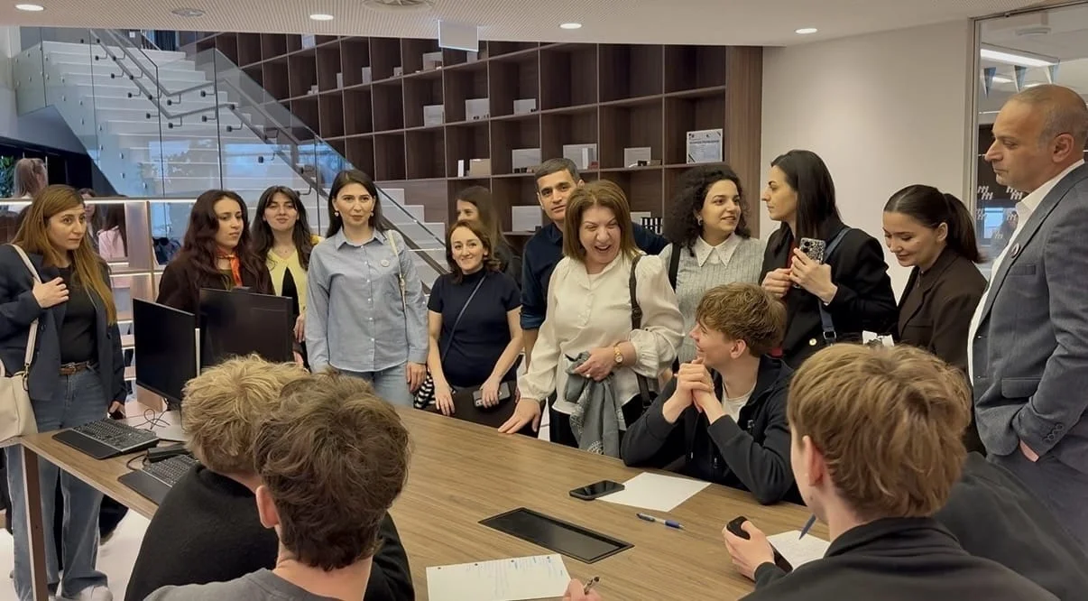 ADA Universitetinin “Bir Müəllimin Manifesti” ixtisasartırma proqramının iştirakçıları Avropada beynəlxalq təcrübə proqramında iştrak ediblər