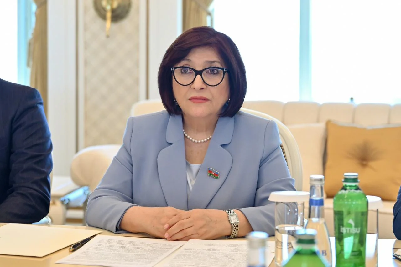 Milli Məclisin sədri Sahibə Qafarova Yəmən Respublikası Nümayəndələr Palatasının sədri ilə görüşüb