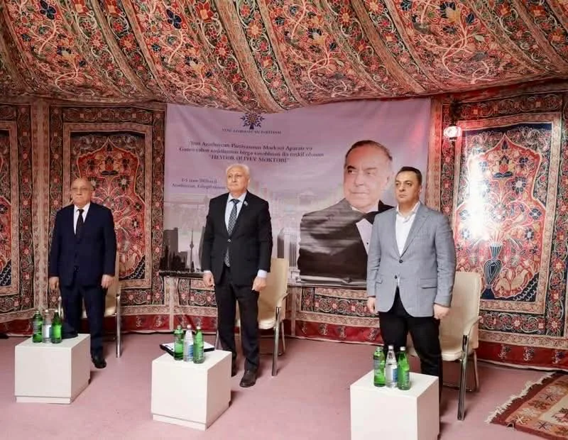 "Milli kimliyin formalaşmasında mənəvi dəyərlərin rolu”