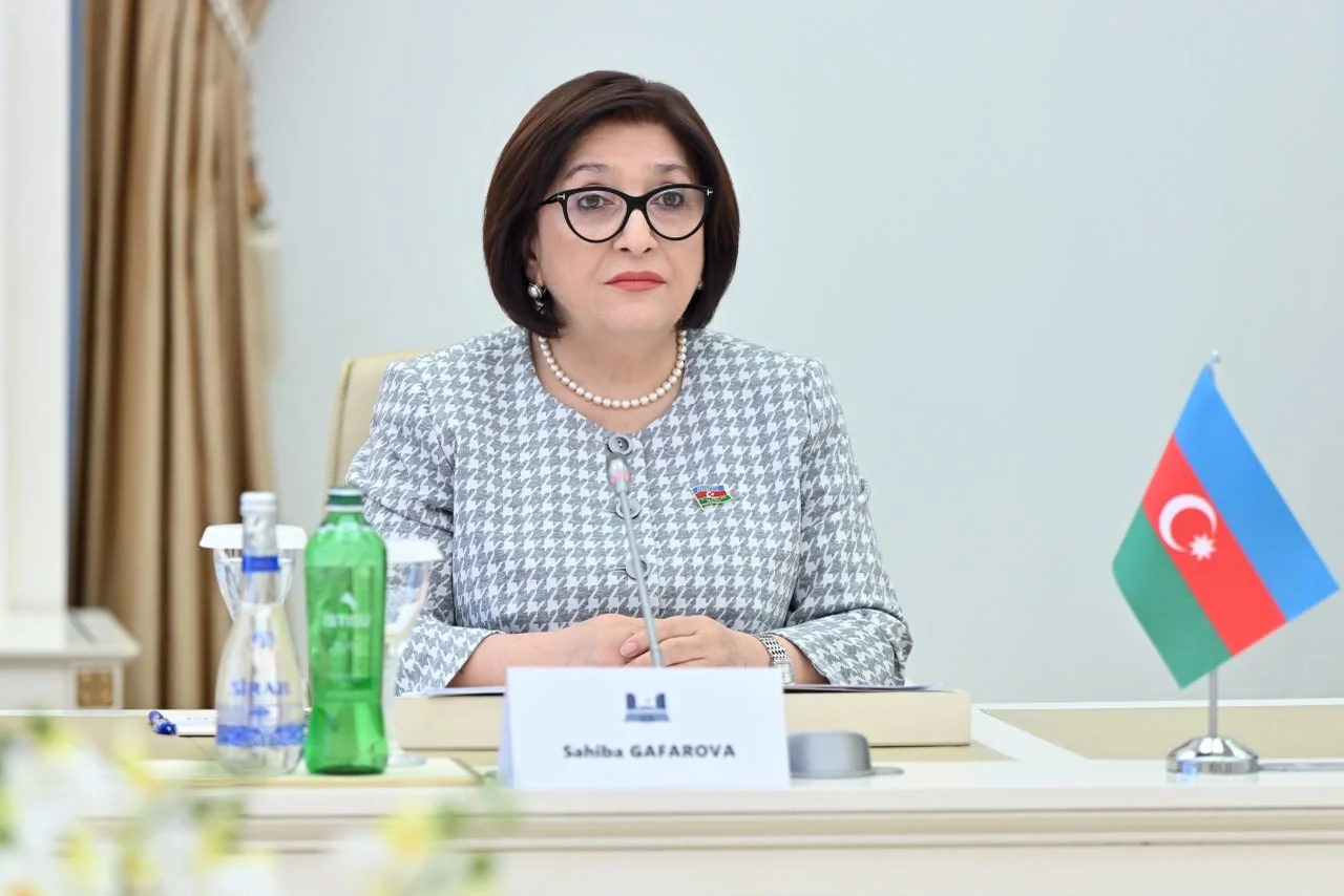 Milli Məclisin sədri Sahibə Qafarova Vyetnamın Baş prokuroru ilə görüşüb