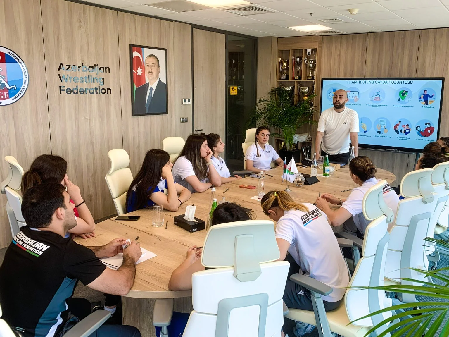 Milli komanda üzvləri yeni antidopinq qaydalarıyla tanış olub