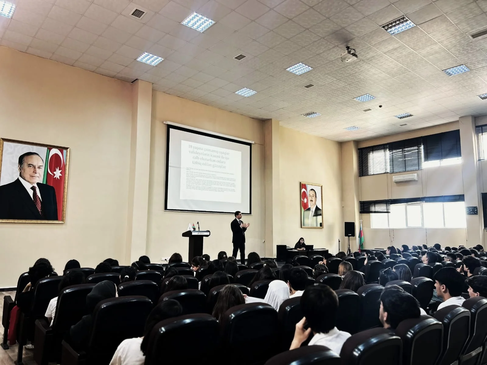 “İnsan Hüquqları Aylığı” çərçivəsində Ümumdünya Uşaq Əməyinə Qarşı Mübarizə Gününə həsr olunmuş maarifləndirmə tədbiri keçirilib