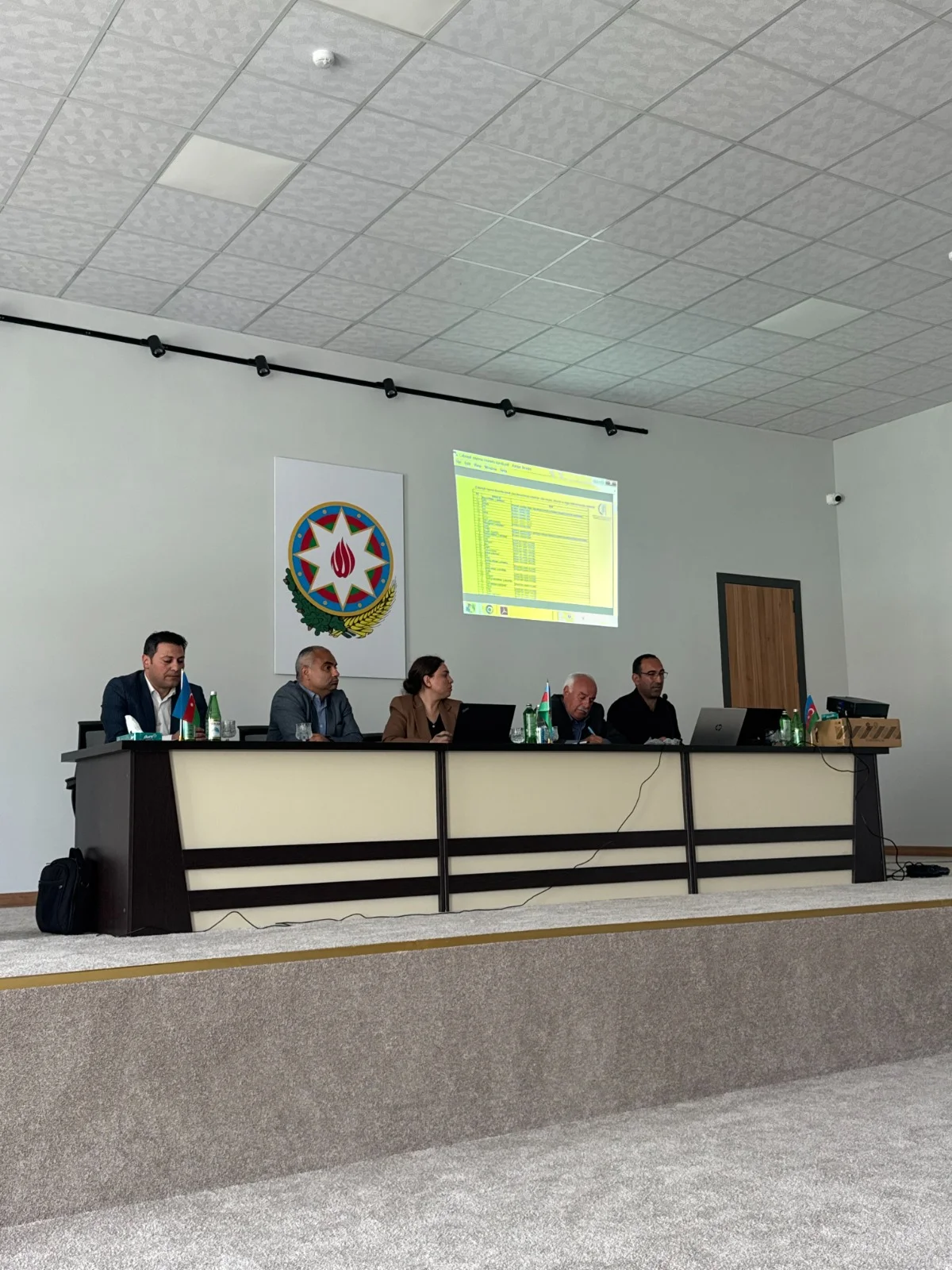 İşğaldan azad edilmiş ərazilərdə torpaqların sakinlərə icarəyə verilməsi ilə bağlı görüşlər keçirilib