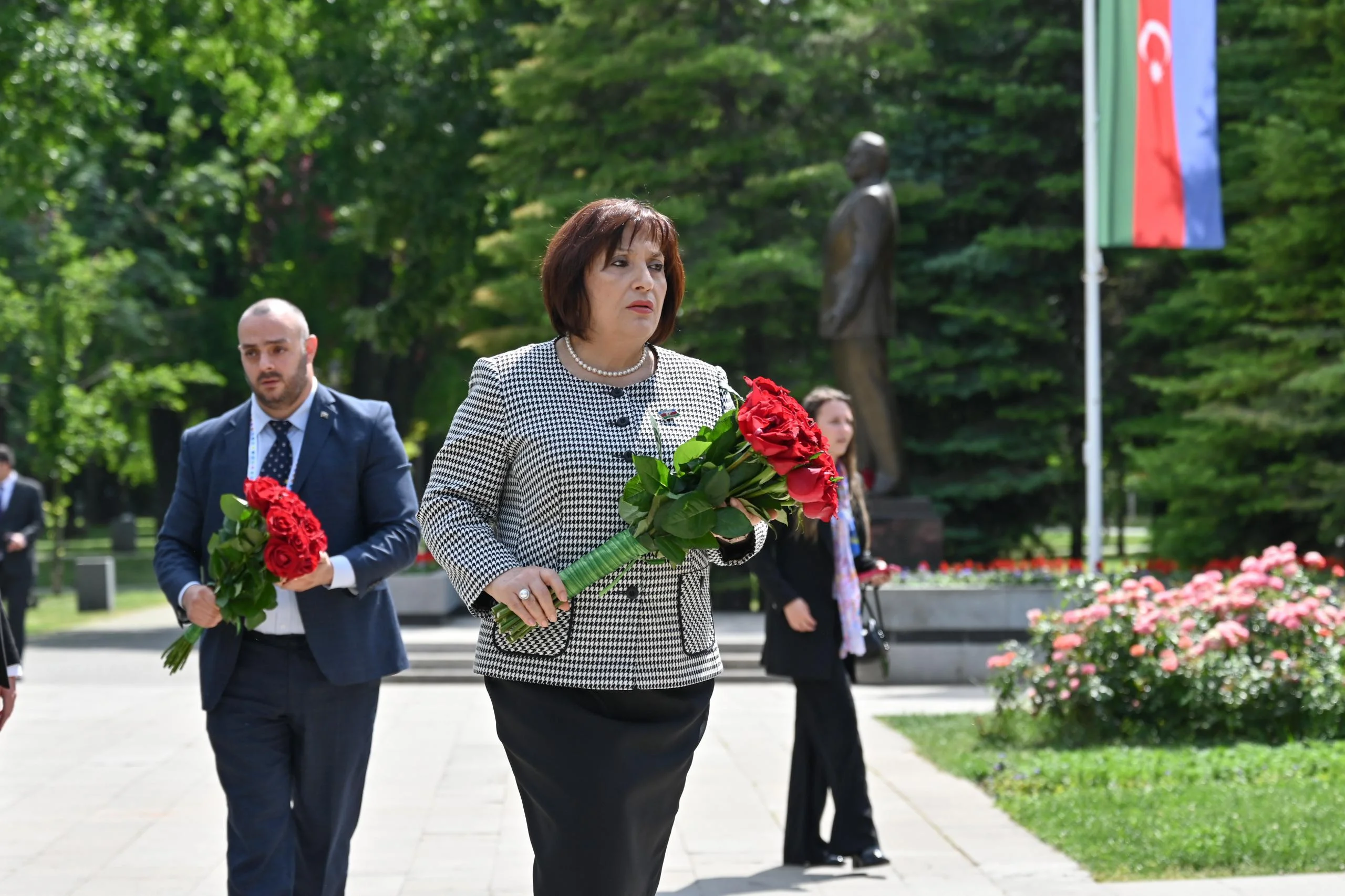Milli Məclisin sədri Sahibə Qafarova Belqradda Ümummilli Lider Heydər Əliyevin abidəsini ziyarət edib