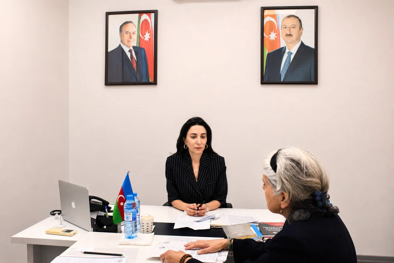 Ombudsman Səbinə Əliyeva vətəndaşları qəbul edib