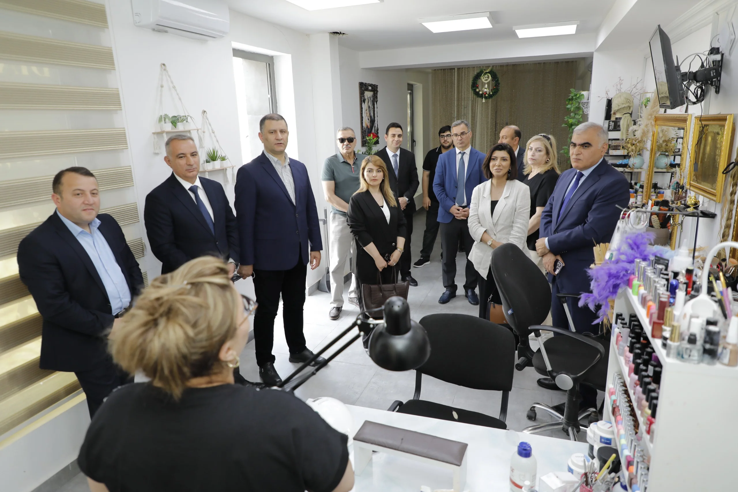 Füzulidə özünüməşğulluq proqramı üzrə qurulmuş  təsərrüfatlara infotur təşkil edilib