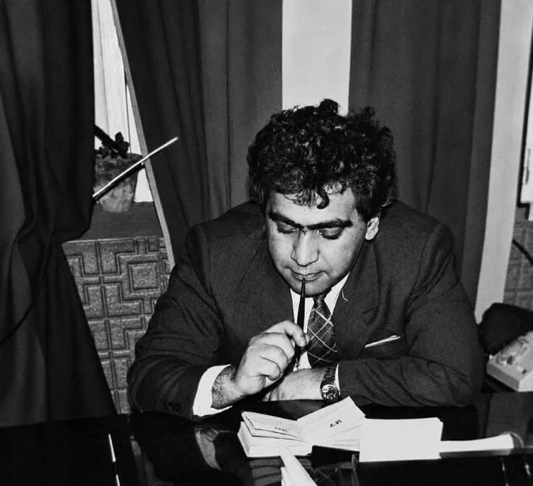 Araz Əsgərli: "Mirzə Əsgərovun xatirəsinə göstərilən ehtiram ailəmiz üçün böyük mənəvi dəyərdir"
