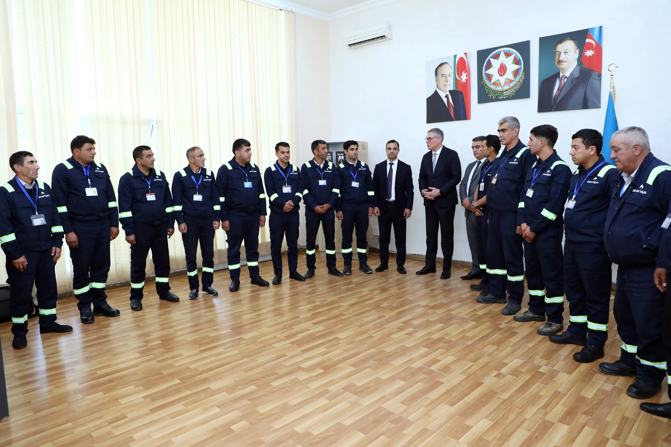 Ağsu RQİİ-nin əməkdaşları təltif edilib