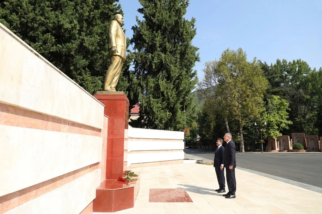 “Azəriqaz” İB-nin baş direktoru Qax rayonunda vətəndaş qəbulu keçirib