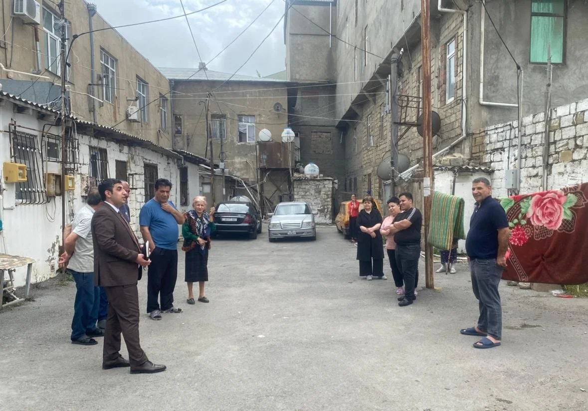 Məcburi köçkünlərlə maarifləndirmə görüşləri keçirilib
