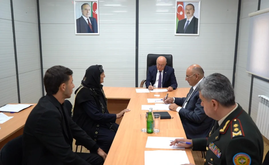 Fövqəladə hallar naziri Kəmaləddin Heydərov Kəlbəcər şəhərində vətəndaşları qəbul edib