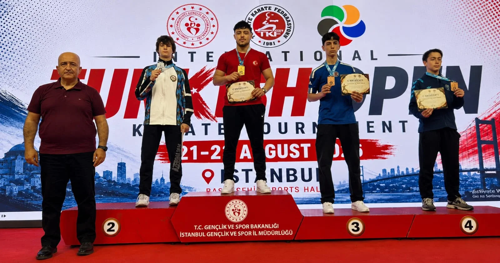 Azərbaycan karateçiləri “Turkish Open” turnirində iki gümüş medal qazanıblar