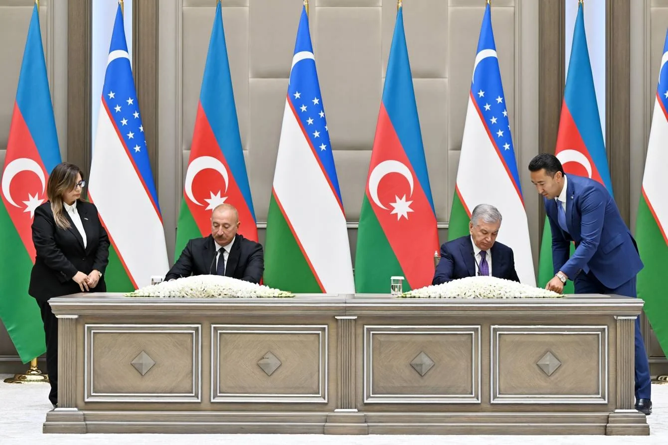 Daşkənddə Azərbaycan-Özbəkistan sənədlərinin imzalanması və mübadiləsi mərasimi olub