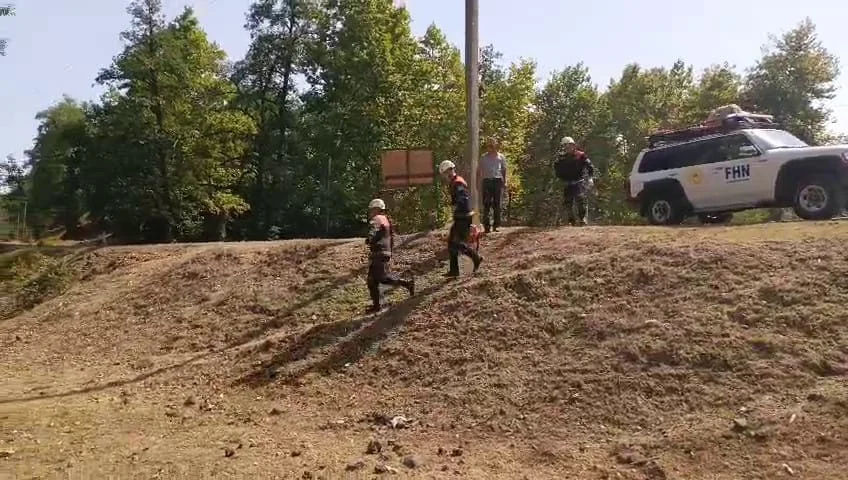 “Mürəkkəb relyefli ərazilərdə axtarış-xilasetmə işləri zamanı fəaliyyətin təşkili” mövzusunda təlim keçirilib (FOTO)-(VİDEO)