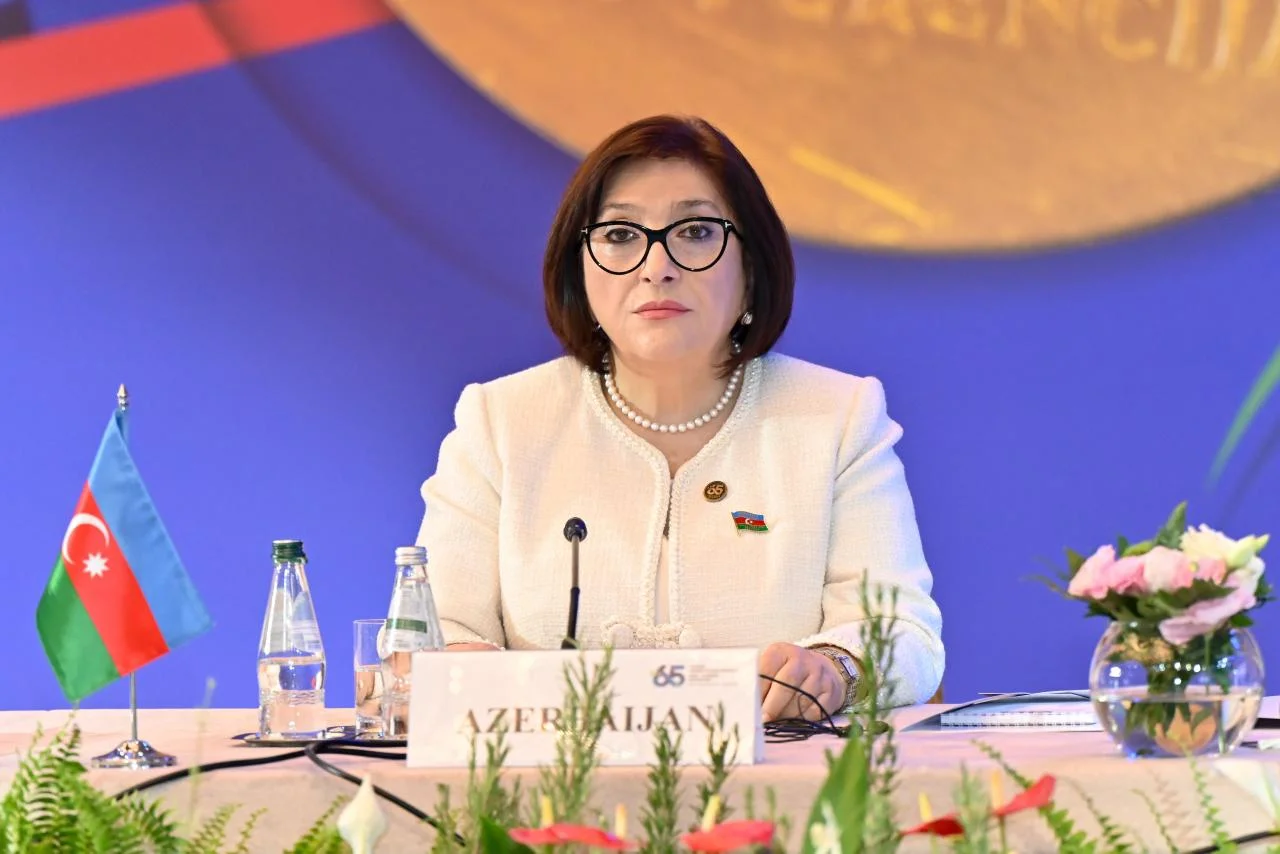 Milli Məclisin sədri Sahibə Qafarova Qoşulmama Hərəkatına üzv ölkələrin Dövlət və Hökumət Başçılarının Birinci Konfransının 65 illiyinə həsr olunmuş tədbirdə çıxış edib