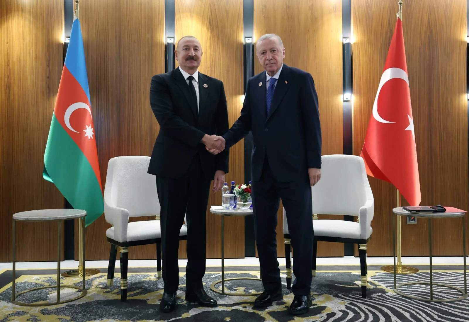 Ərdoğan İlham Əliyevlə telefon danışığı aparıb