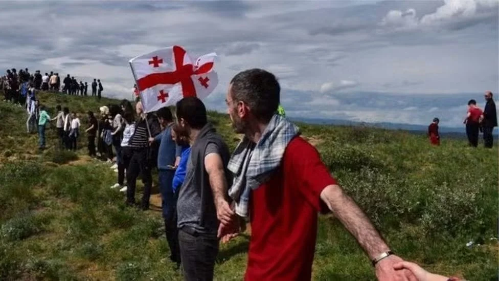 Azərbaycanın torpağı nədir ki, gürcü keşişi də göz dikib...