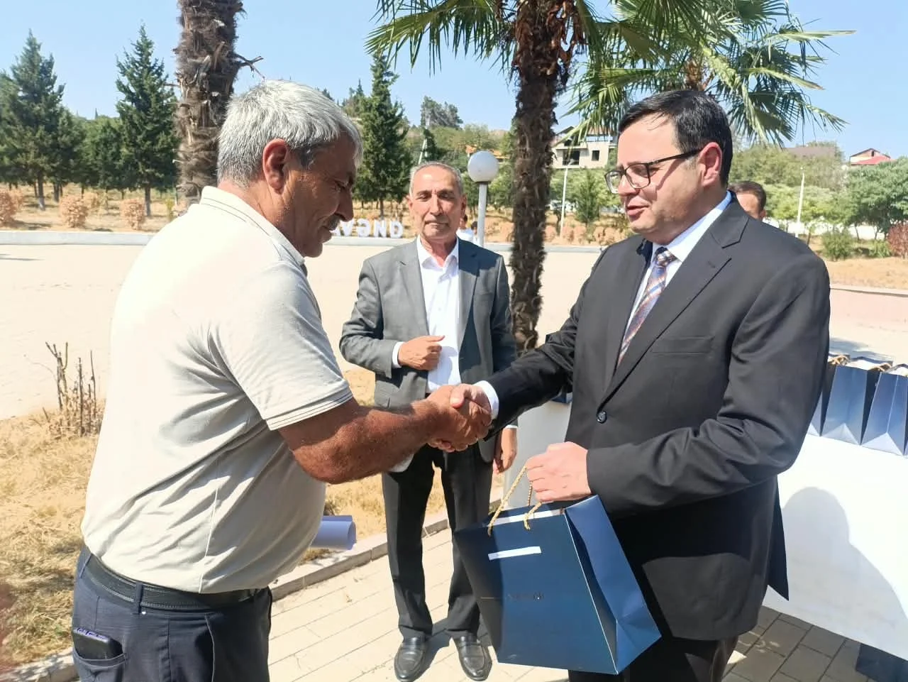Köç karvanları Xocavənd şəhərinə, rayonun Qırmızı Bazar qəsəbəsinə və Quzeyxırman kəndinə çatıb