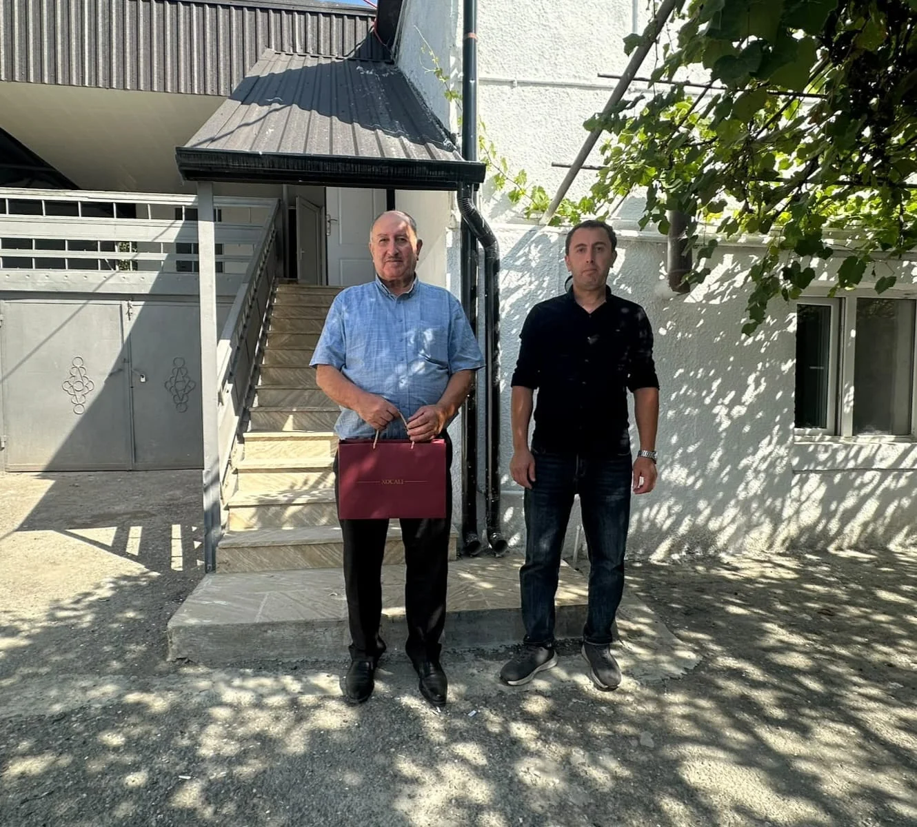 Xankəndi şəhərinə və qəsəbəsinə, Xocalı və Ağdərənin kəndlərinə yola salınan köç karvanları ünvanlara çatıb