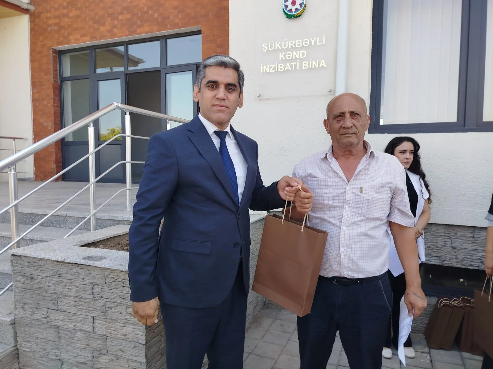 Cəbrayıl rayonunun Şükürbəyli kəndinə köçürülən sakinlər yeni evlərinə çatıblar