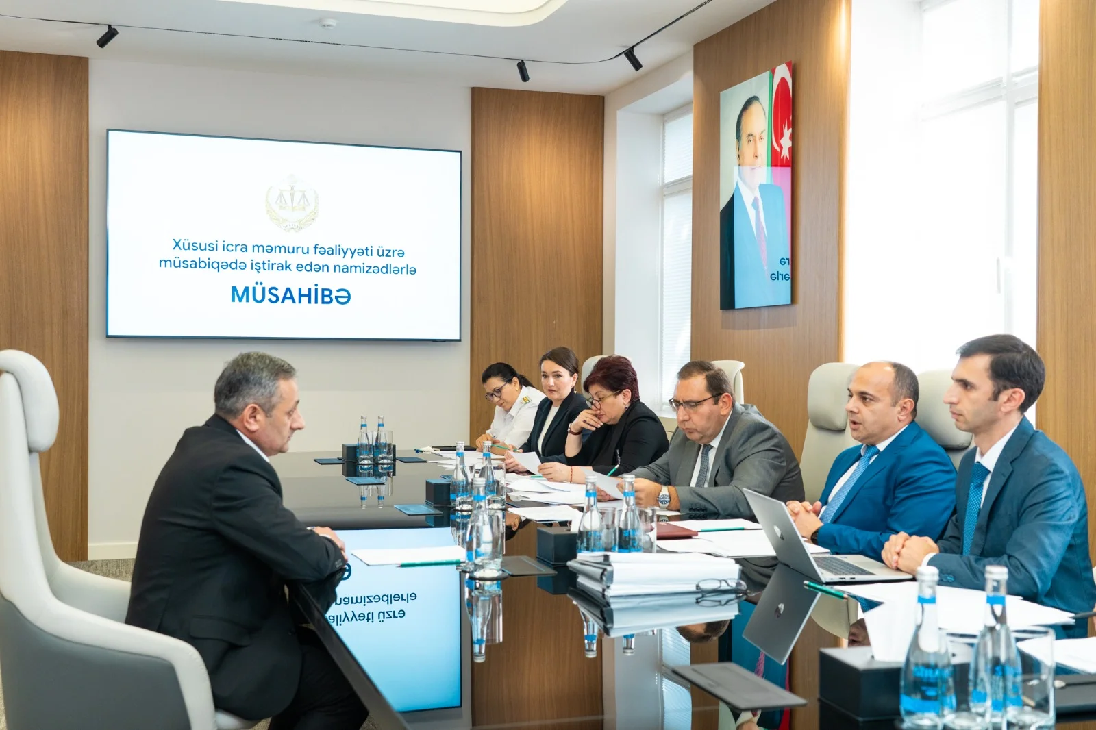 Xüsusi icra məmuru fəaliyyəti ilə bağlı müsabiqənin müsahibə mərhələsində uğur qazanmış namizədlər ilkin icbari hazırlığa cəlb olunacaqlar