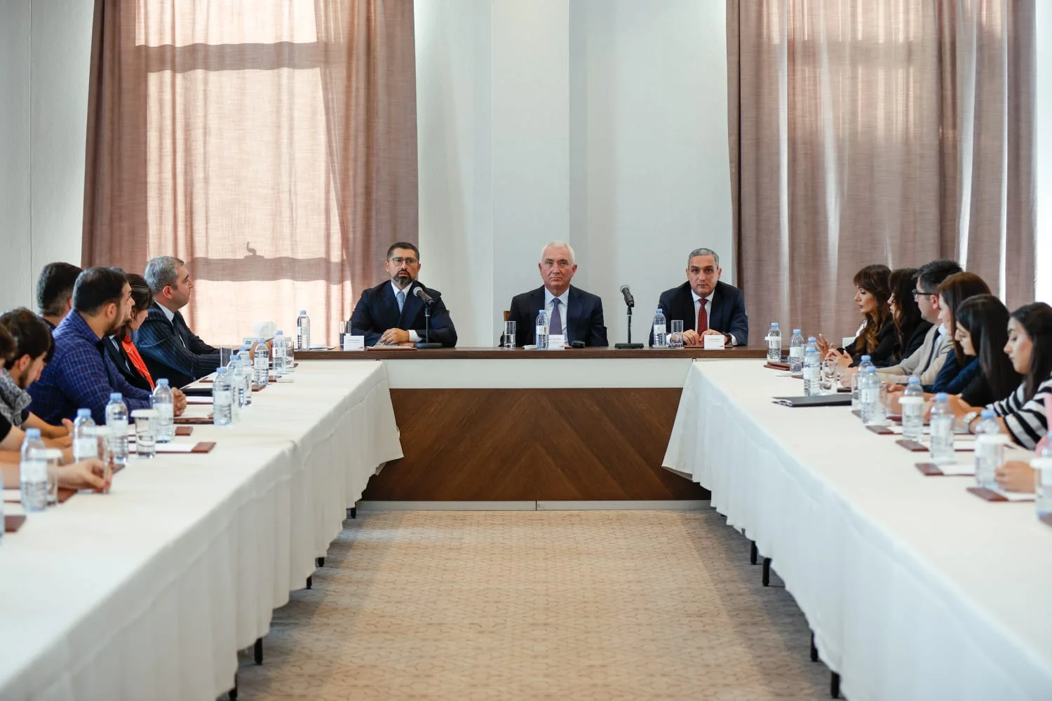 QDF və AR Prezidentinin xüsusi nümayəndəliyi Qarabağ Universitetinin tələbələri ilə Laçında görüşdülər - FOTOLAR