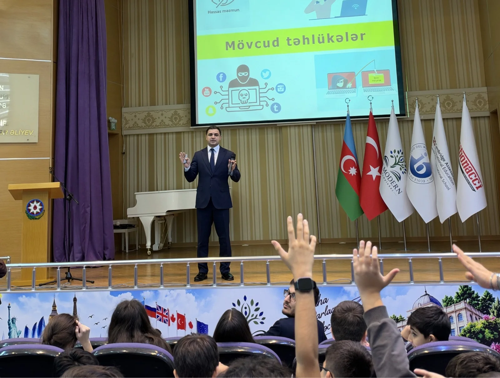 “Uşaq Hüquqları Aylığı” çərçivəsində Bakı Modern Təhsil Kompleksində tədbir keçirilib