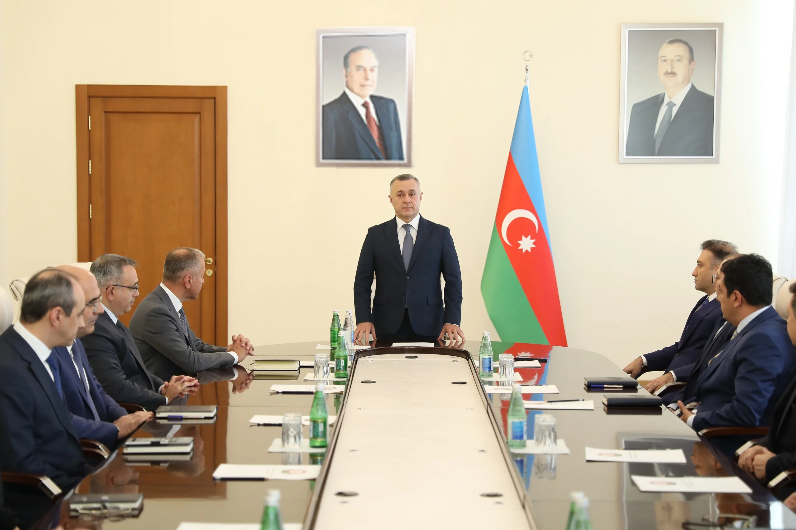 Anar Bayramov Səhiyyə Nazirliyinin kollektivinə təqdim olunub