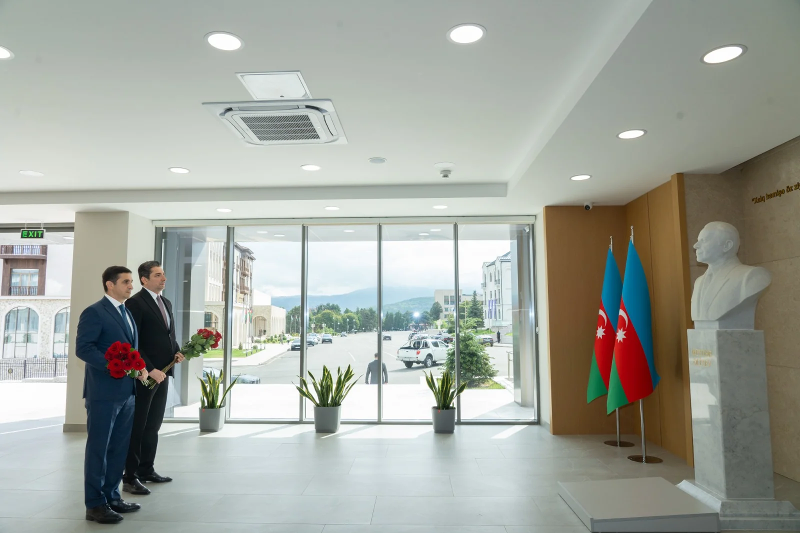 Nazir Fərid Əhmədov Xankəndi şəhərində vətəndaşları qəbul edib