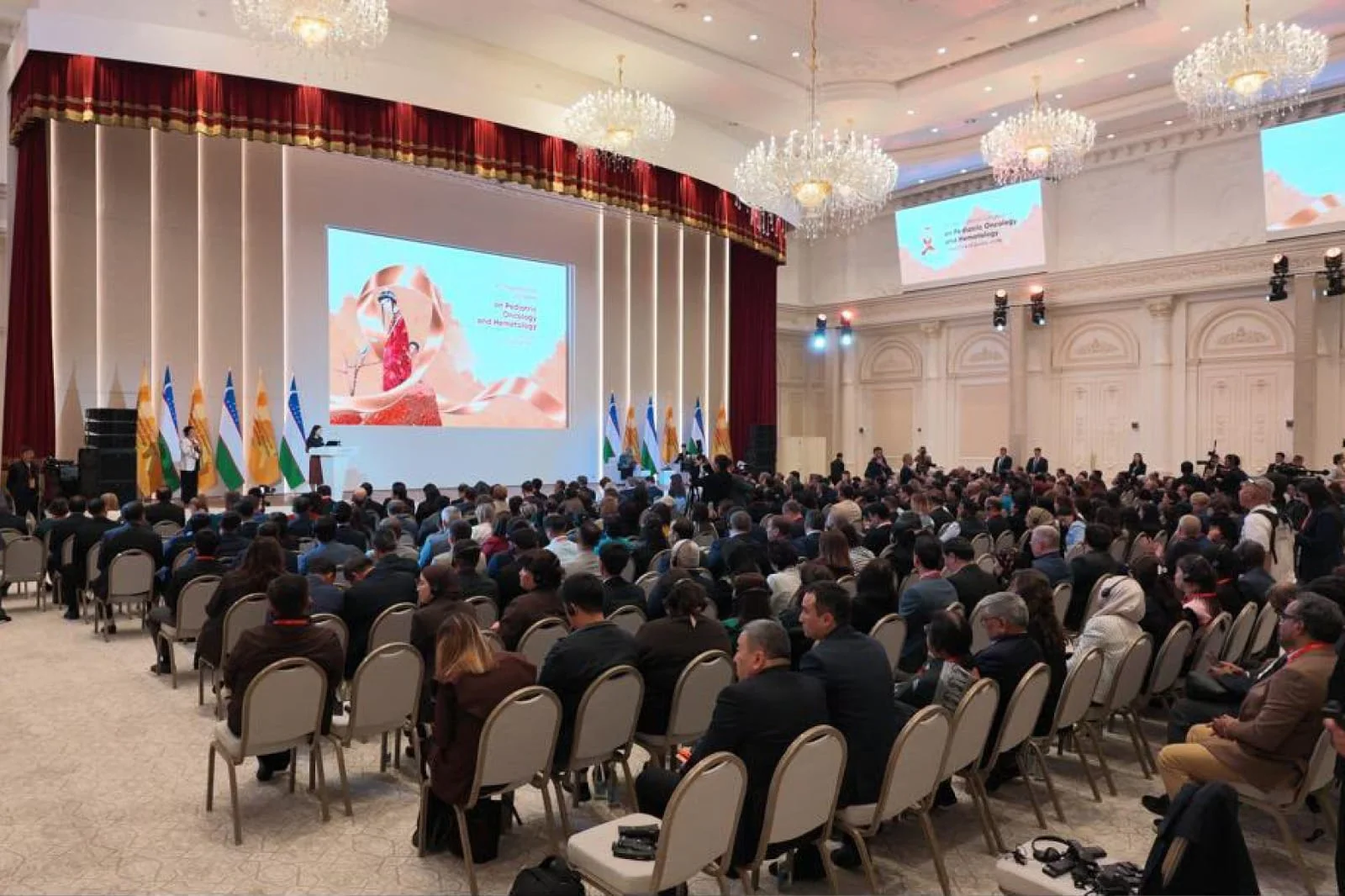 Azərbaycan nümayəndə heyəti Özbəkistanda keçirilən Ümumdünya Sammitində iştirak edib