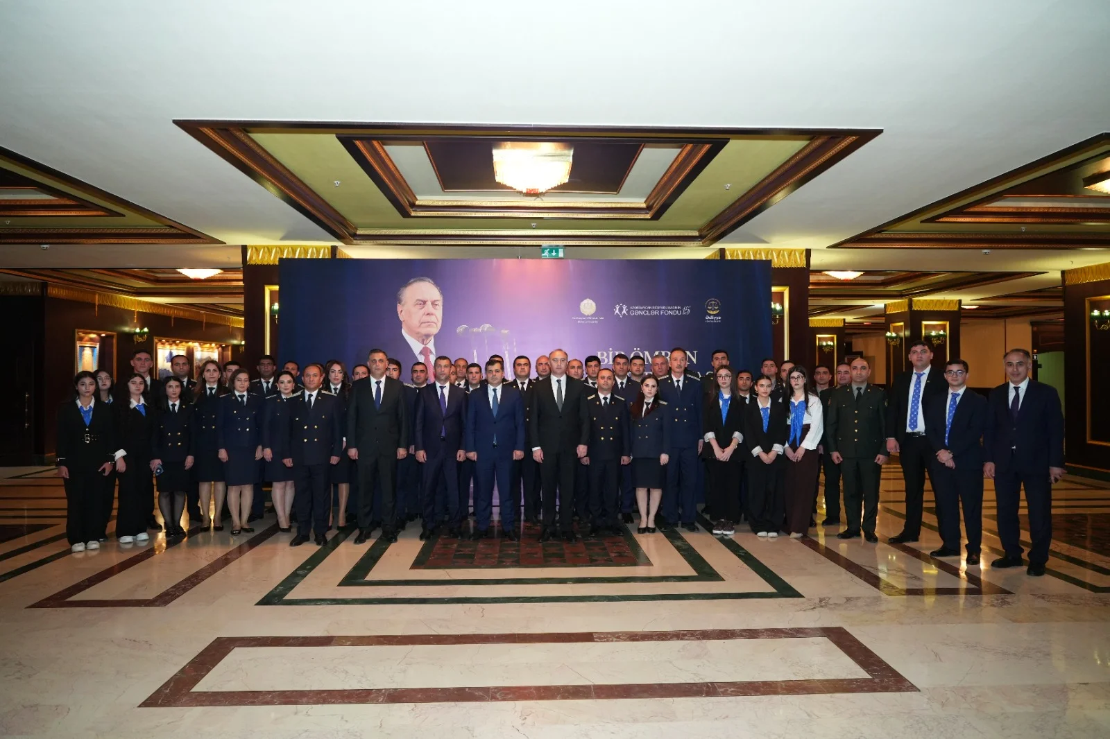 “Bir Ömrün Konstitusiyası” sənədli filminin Bakı və Naxçıvanda təqdimat mərasimləri keçirilib