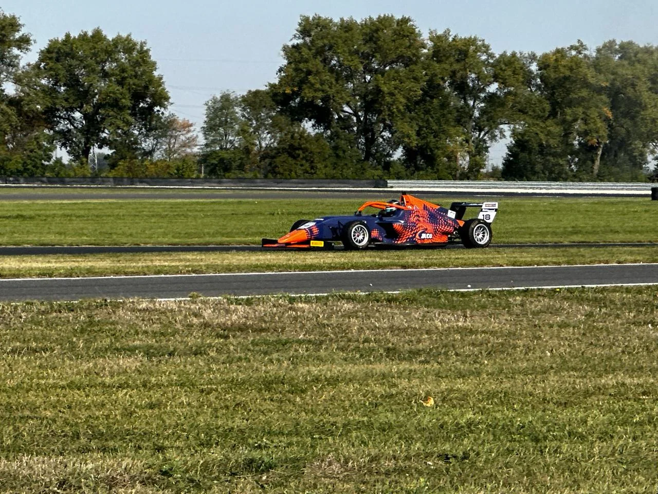 Azərbaycanlı Formula 4 pilotu Davin Cəfərov Slovakiya Ring trasında növbəti testlərini uğurla başa vurub