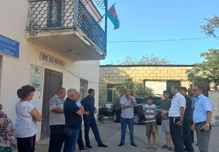 Məcburi köçkünlərlə maarifləndirmə görüşləri keçirilib