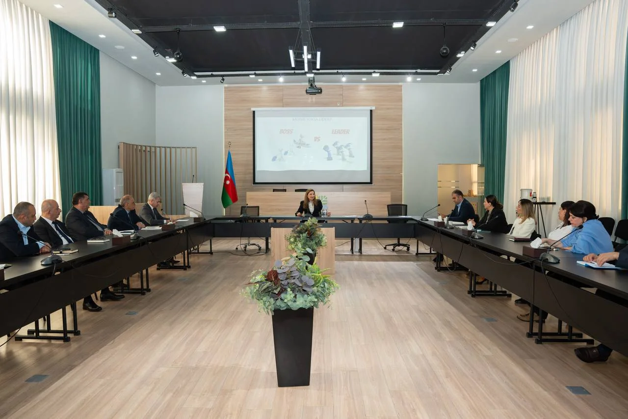 “Liderliyin əsasları və idarəetmə”mövzusunda təlim təşkil olunub
