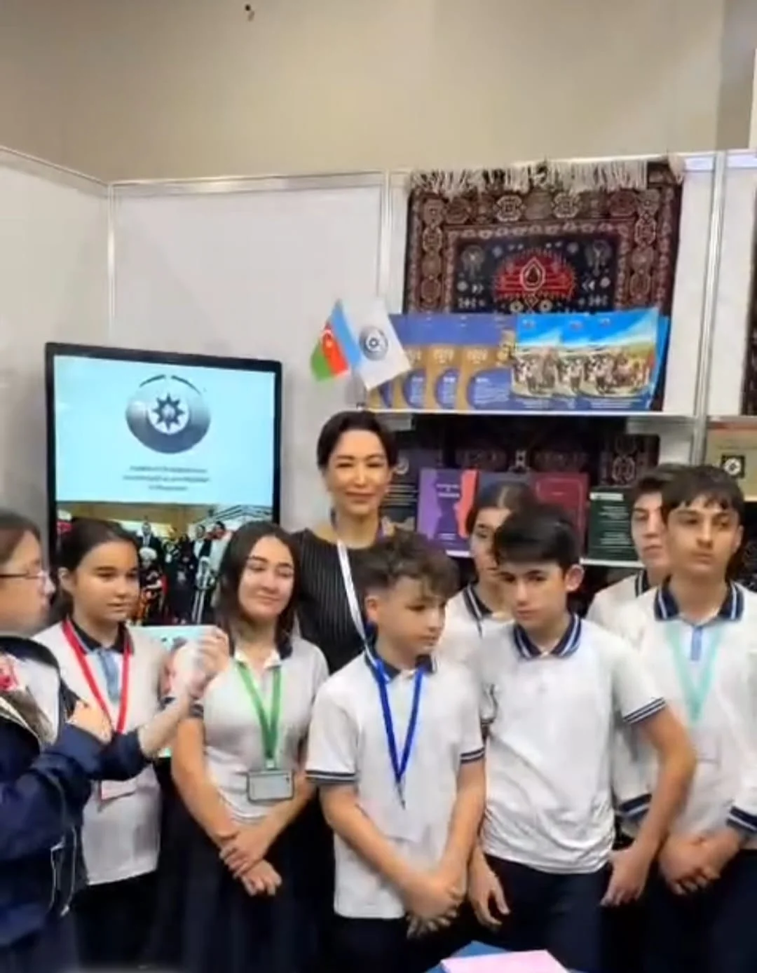 XII Bakı Beynəlxalq Kitab Sərgisi davam edir